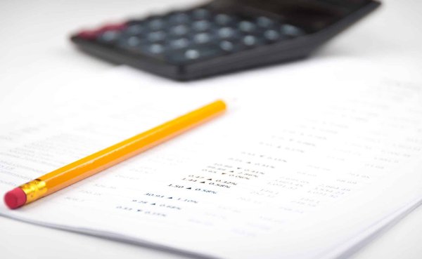 Comment utiliser les fonctionnalités avancées de Google Sheets pour analyser des données de vente?